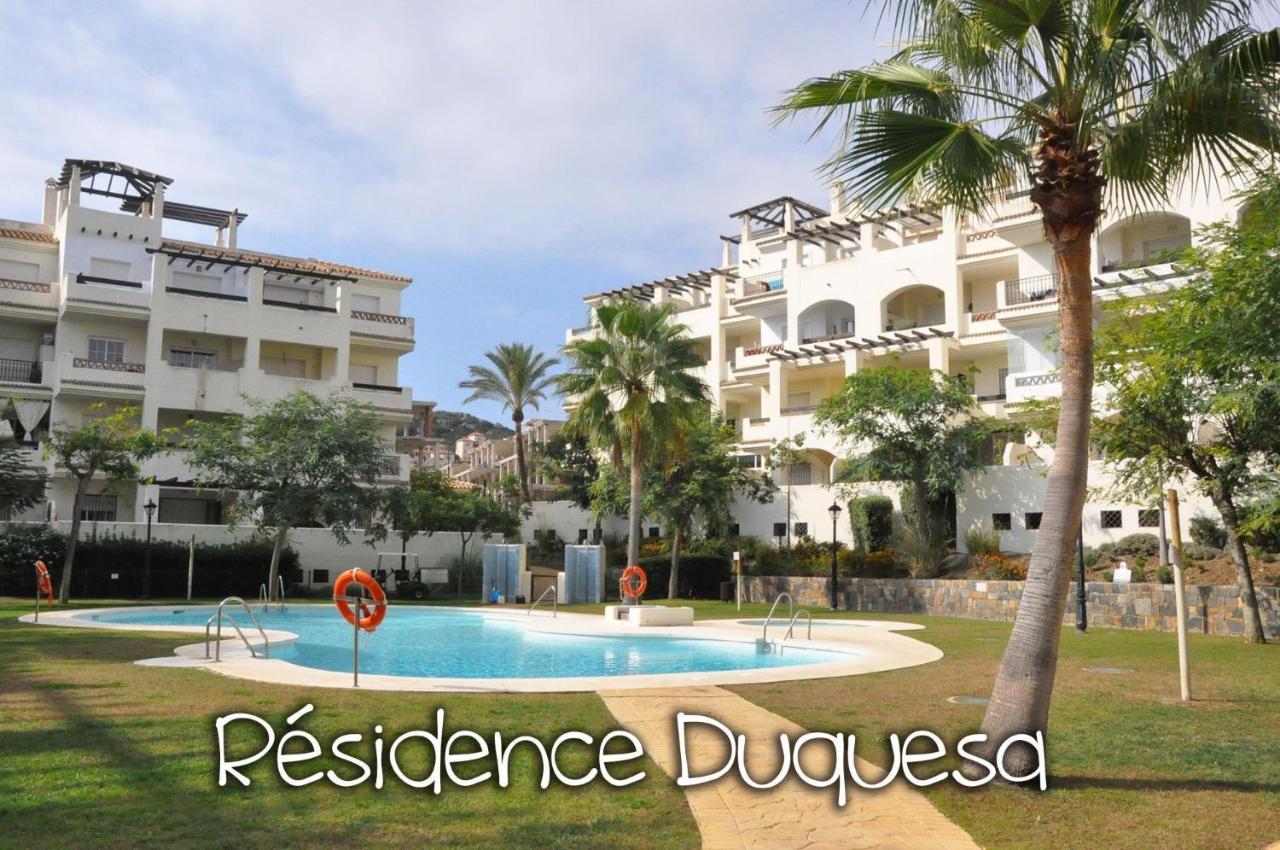 2201-Lovely 2 Bedrooms With Terrace And Pool Манилва Экстерьер фото